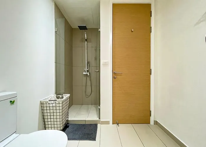 500m To Bts L Large 47 Sqm L Pool And Sauna